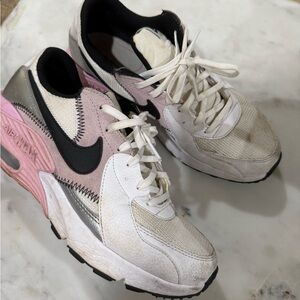 Nike Women's Sneakers - White, Pink, and Black
